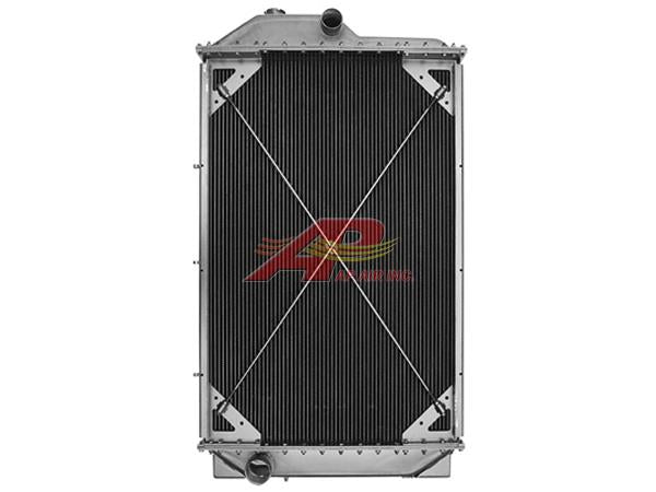 RE21560 - John Deere Radiator