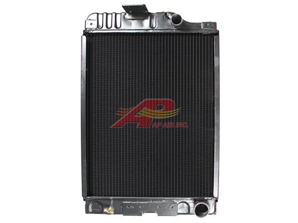 82988918 - Ford/New Holland Radiator