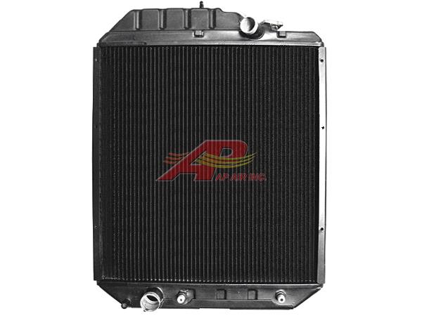 82015105 - Ford New Holland Radiator