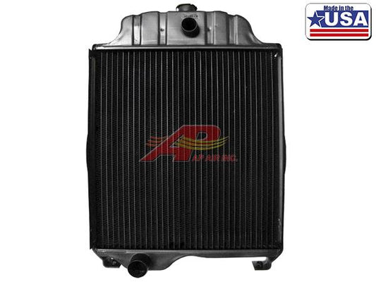 AT48171 - John Deere Radiator