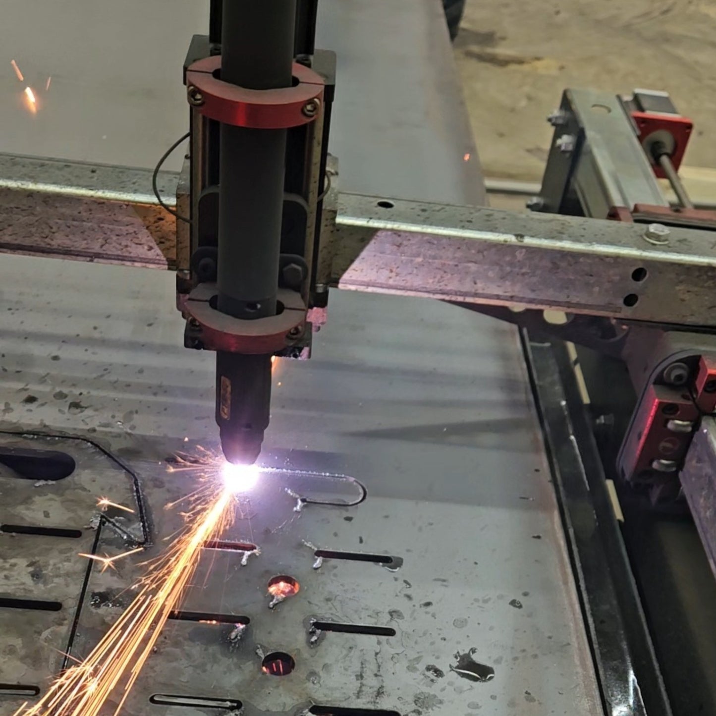 CNC plasma cutting service